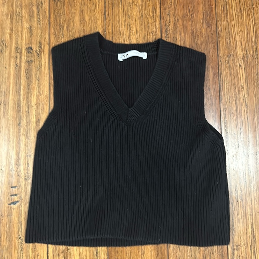 Zara cropped black vest
